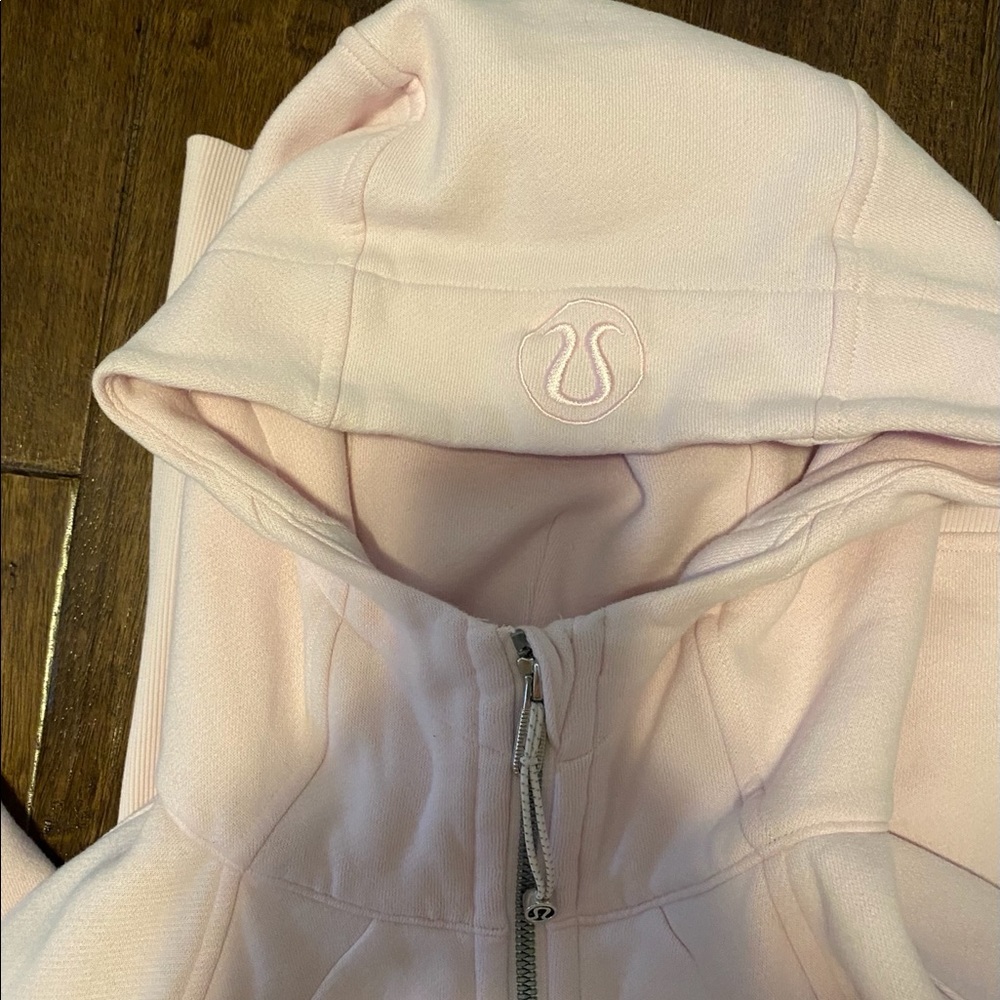 Lululemon zip up jacket